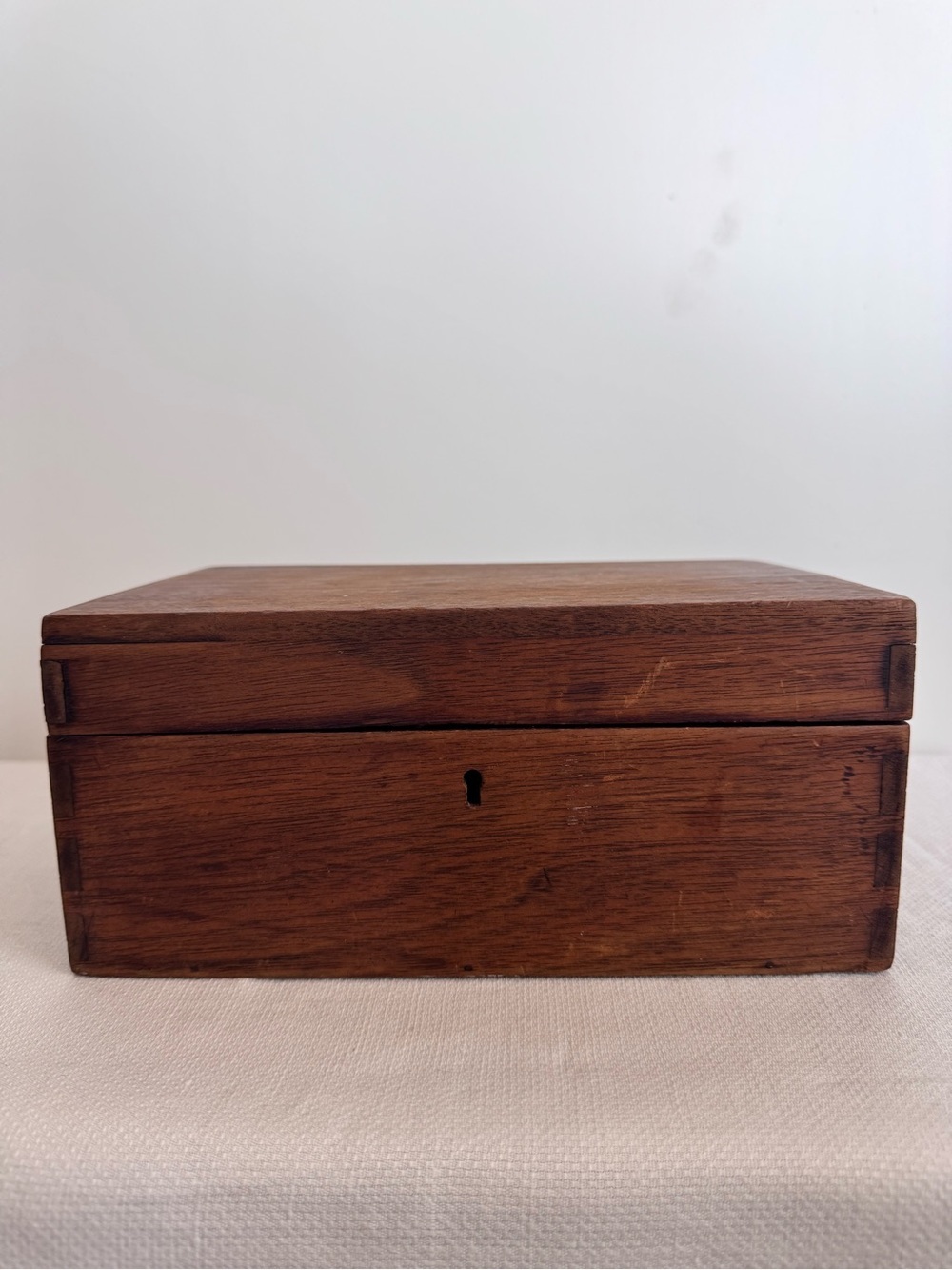 Vintage Trinket Box with Dovetail Joinery